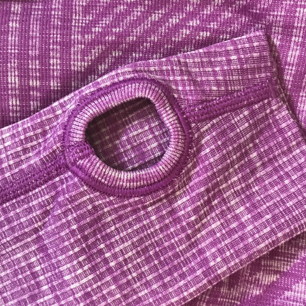 Fuschia Lululemon hooded pullover - Picture 4 of 6